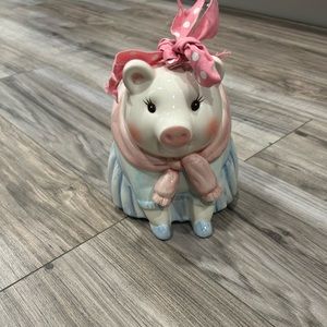 Girl’s Piggy Bank